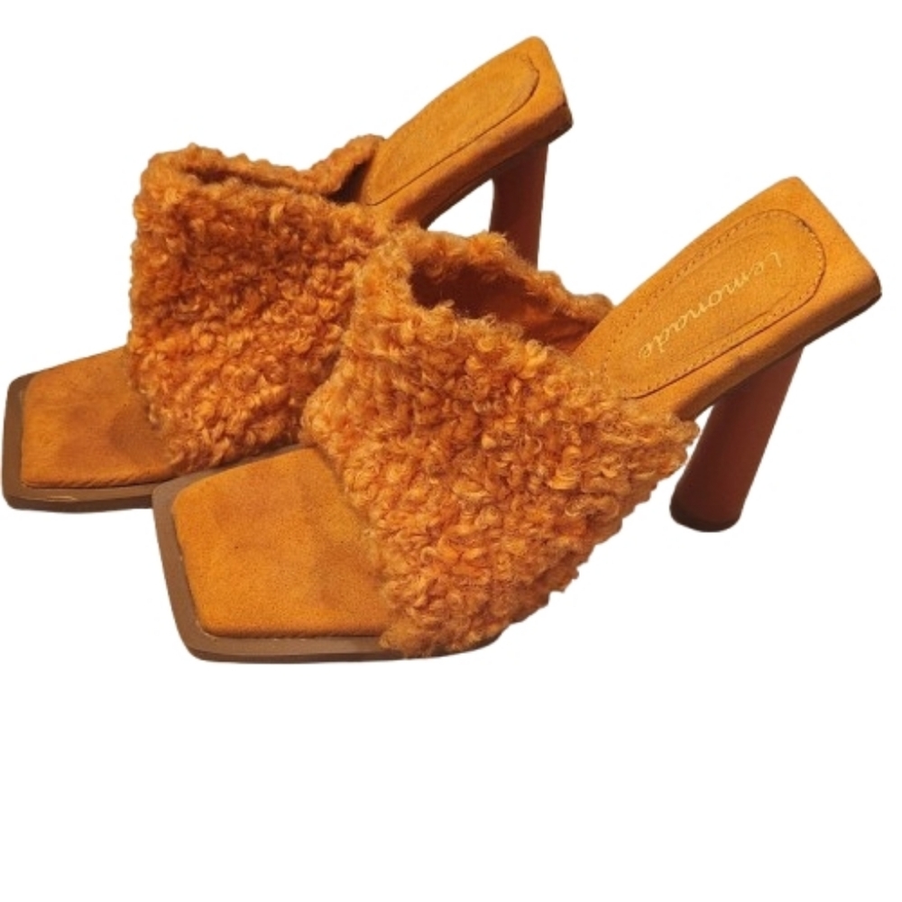 Lemonade Looped Bouclé Textured Mule Heels– Size 7